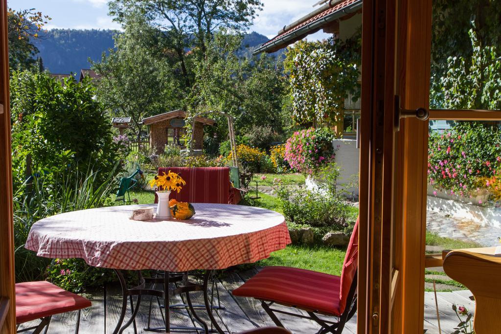 Suzanne'S B&B & Gardens Füssen Esterno foto